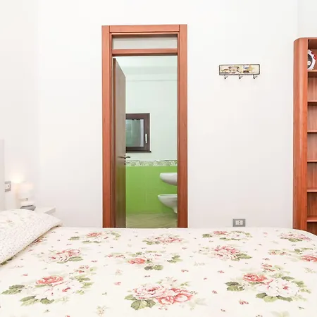 Appartamento Casa Mirta By Interhome